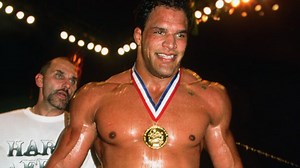 The Smashing Machine: The Life and Times of Extreme Fighter Mark Kerr Reviews - Metacritic