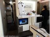 Pictures of Lufthansa 1st Class Review