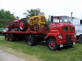 Pictures of International Harvester Semi Trucks