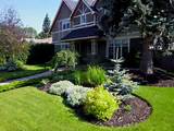 Front Yard Mulch Designs Images