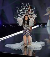 Images of Victoria Secret Fashion Show Model Fall