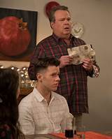 Watch Modern Family Season 9 Episode 3 Pictures