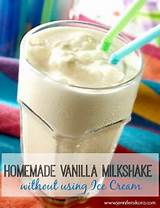 Vanilla Milkshake With Ice Cream Photos