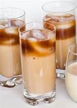 Easy Vanilla Iced Coffee Recipe