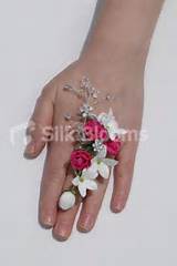 Photos of Fresh Flower Ring Corsage