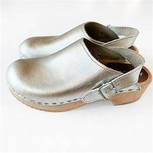 Pin By Charlita Wallace On Shoe Envy In 2020 Clogs Swedish Clogs