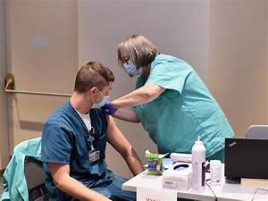 Palos Hospital Gives First Covid 19 Vaccines To Employees Palos Il Patch