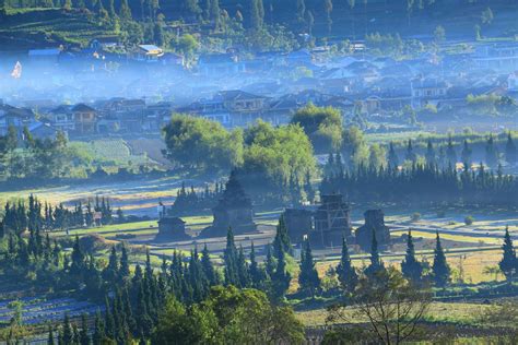 Wisata Dieng