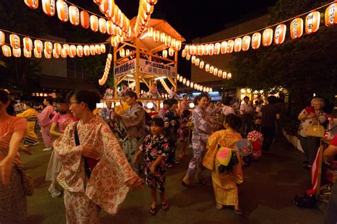Kegiatan Tradisional Obon di Tokyo
