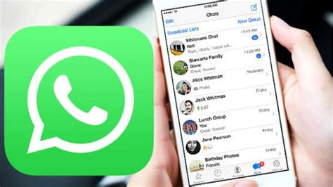 Aplikasi WhatsApp iOS