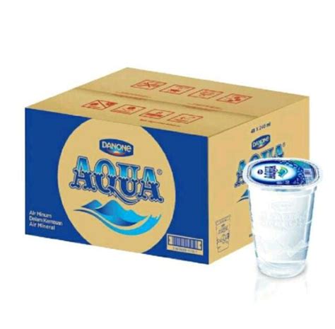 Aqua Gelas 200 ml di Sekolah