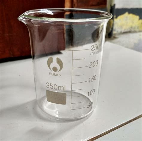 Bahan Pembuatan Gelas Beaker 250 mL