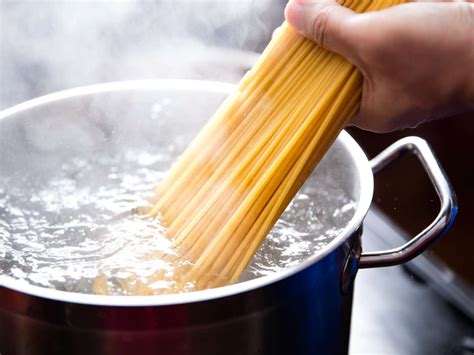 Boiling water for noodles
