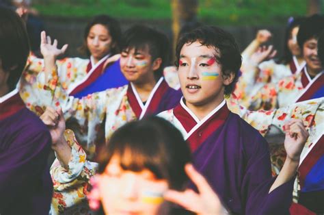 Budaya Perpisahan dalam Masyarakat Jepang