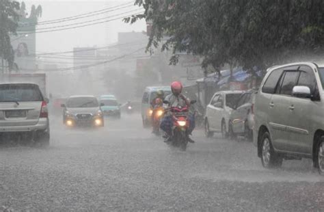 Hujan lebat di Indonesia