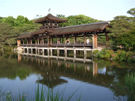 Kolam dalam Seni Jepang