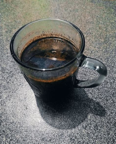 Kopi Hitam Gelas Plastik