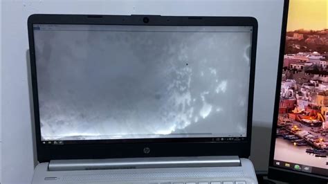 Ketika Laptop LCD Kemasukan Air: Kondisi dan Solusinya di Indonesia
