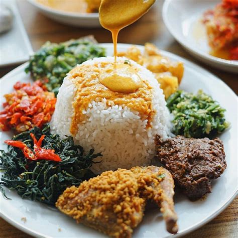 Bahan Utama Produk Makanan Khas Daerah di Indonesia