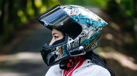 helm ukuran m