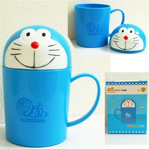 Produk Kreatif untuk Koleksi Gelas Doraemon