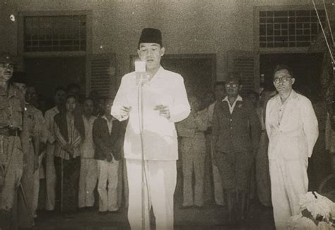Proklamasi Kemerdekaan Indonesia 17 Agustus 1945