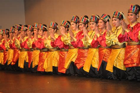 Menjelajahi Keindahan Keanekaragaman Budaya di Indonesia