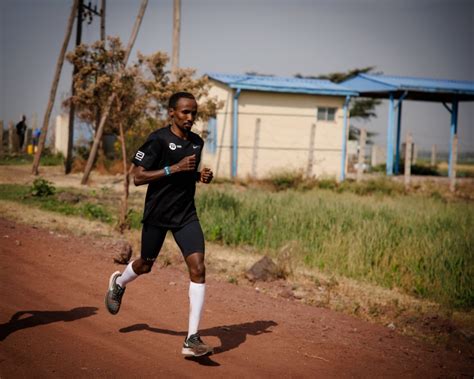 Abdi Nageeye Running