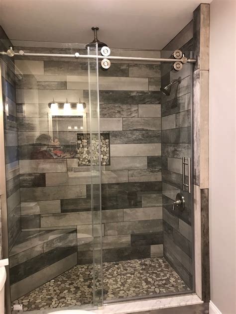 Bathroom tile shower