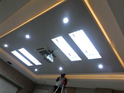 Finishing dan Penutupan Plafon Gypsum