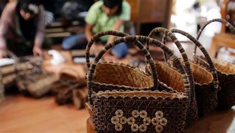 Pengertian dan Peran Kerajinan Pasar Lokal di Indonesia