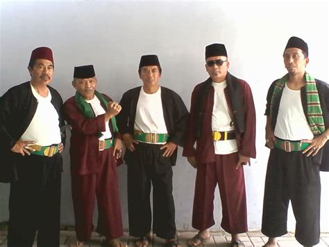 keseharian laki-laki di Indonesia