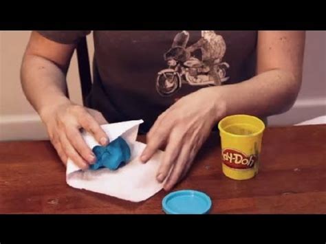 Tips for preventing playdough from drying out