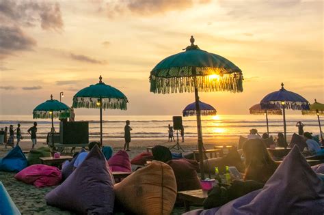 relaxing-beach-indonesia