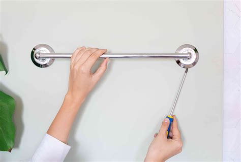 Removing the towel bar