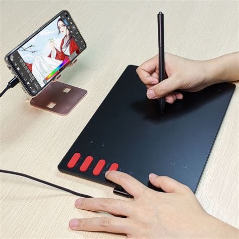 tablet dengan pen