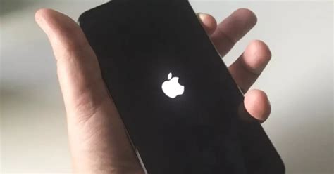 iPhone Suka Restart Sendiri