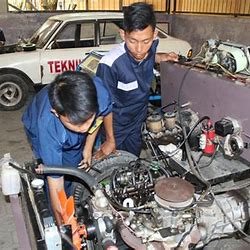 Jurusan Teknik Kendaraan Ringan di SMK