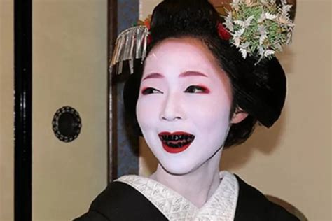 Onna sebagai Simbol Kecantikan di Jepang