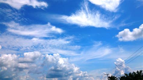 keindahan awan dan langit Indonesia
