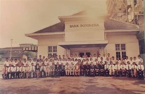 De Javasche Bank Berubah Menjadi Bank Indonesia: Sejarah dan Perubahan
