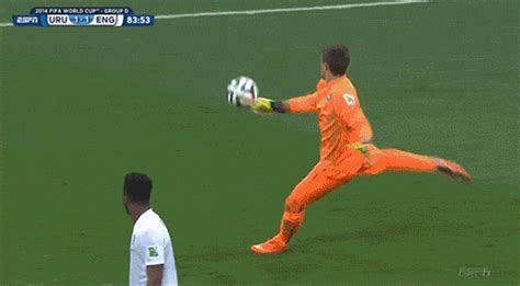 Pemain sepak bola bergerak tanpa bola