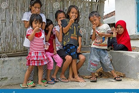 street kids in Indonesia