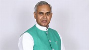 Governor Acharya Devvrat extols virtues of gobar and gaumutra to ...