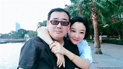 China condena a muerte en suspenso por espionaje a escritor chino ...
