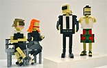 Here's What Anna Wintour and Grace Coddington Look Like as Legos | Anna ...