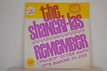 SHANGRI-LAS : Remember (walkin' in the sand) / It's easier to cry - 18 ...