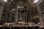 Make room for God, pray for peace, pope says in Christmas liturgies ...