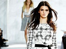 Kendall Jenner modelando en Fashion Week | Actitudfem