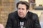 Jonathan Ross pays tribute to his mum as he reveals she's passed away